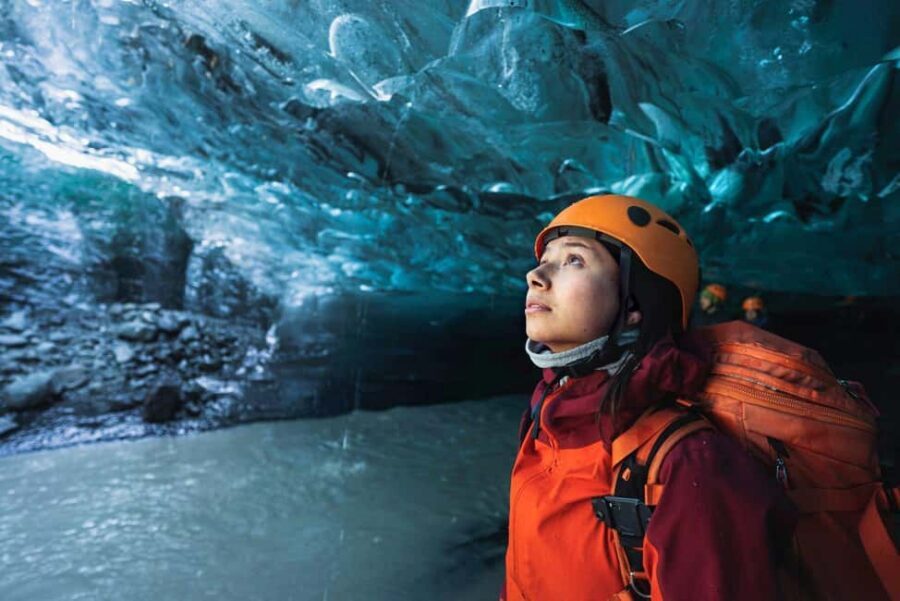 2-Day South Coast, Blue Ice Cave, Glacier Lagoon Tour - Jökulsárlón Glacier Lagoon and Diamond Beach: icebergs against black sand