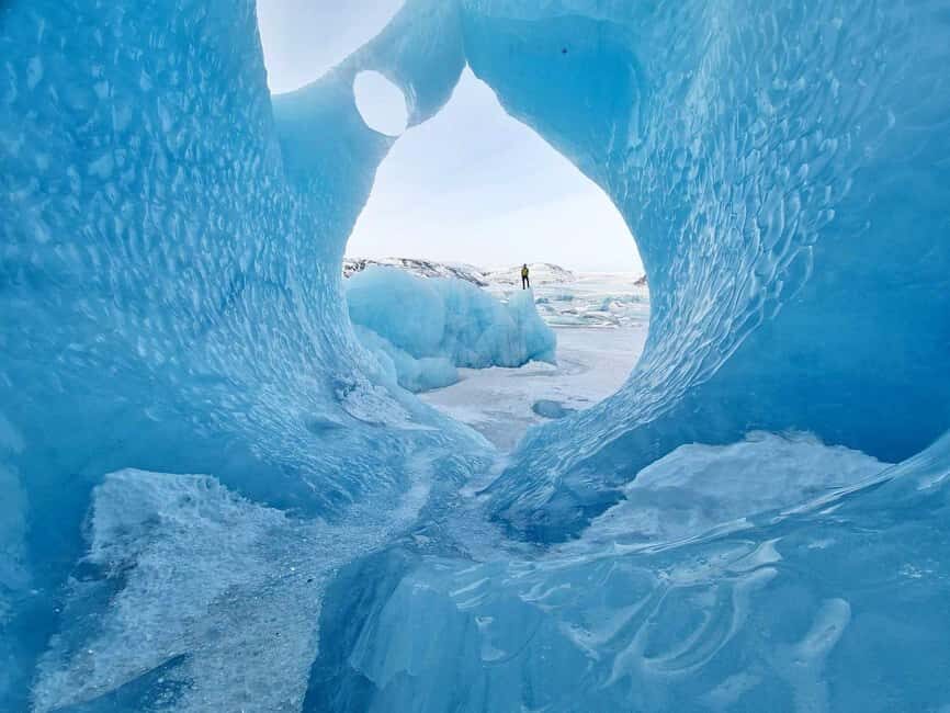 2-Day South Coast, Blue Ice Cave, Glacier Lagoon Tour - Northern Lights odds: how the timing helps