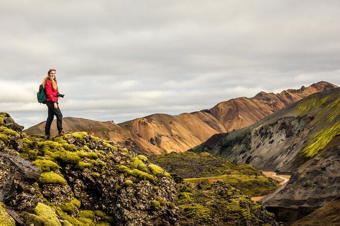3-Day Icelandic Highlands, Háifoss & Grænihryggur Hiking Tour - Day 2 to Suðurnámur and the Laugahraun lava field: the geology hike