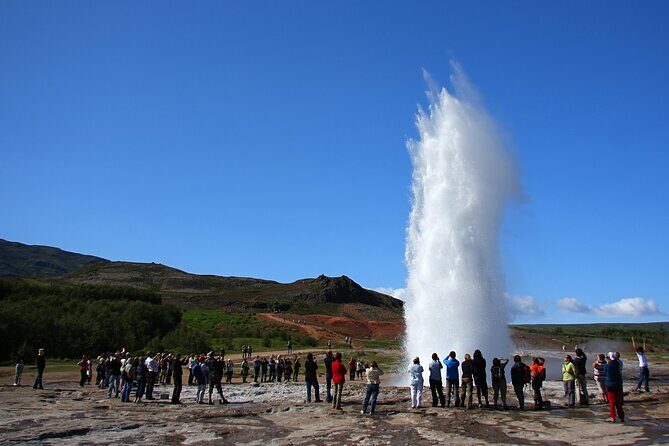 3 Day Tour Jokulsarlon - Golden Circle - South Coast - Glacier Hike - Boat Tour - Day 1: From Thingvellir’s tectonic fault to Geysir steam and Gullfoss power