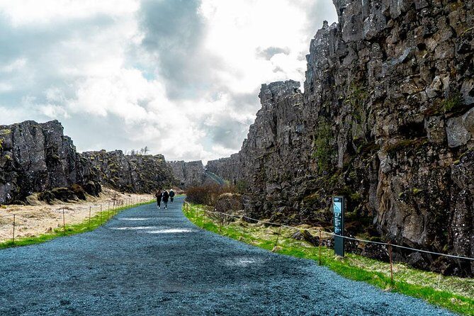 4-Day Iceland: Golden Circle, South Coast, Volcano Hike & Northern Lights - What This 4-Day Winter Iceland Tour Actually Gives You