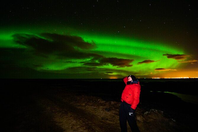 4x4 Reykjavik Northern Lights Tour with Photographer — Aurora RVK - Pickup Timing in Reykjavik: What the 9:30 pm Start Really Means