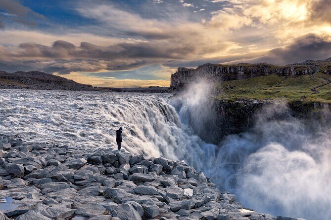 6 Day Iceland Ring Road Highlights Tour With Accommodation - Day 4: Stuðlagil basalt canyon, Dettifoss power, and Lake Mývatn’s geothermal world