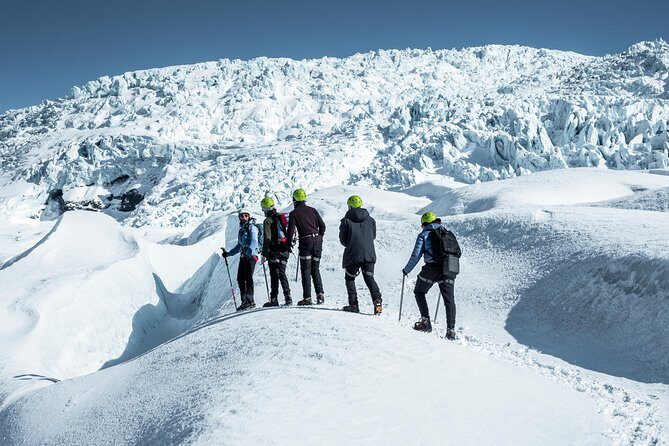 6-Day Minibus Tour Around Iceland from Reykjavik - Day 3: Diamond Beach, Jökulsárlón ice drifting, then Vatnajökull ice caves