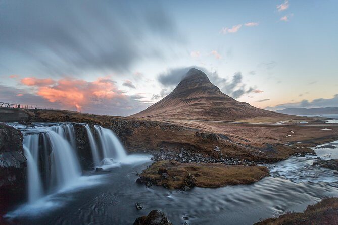 7-Day Complete Iceland: South Coast, Golden Circle, Akureyri & Snaefellsnes - Mývatn geothermal circuit: hot springs, lava fields, and Studlagil canyon