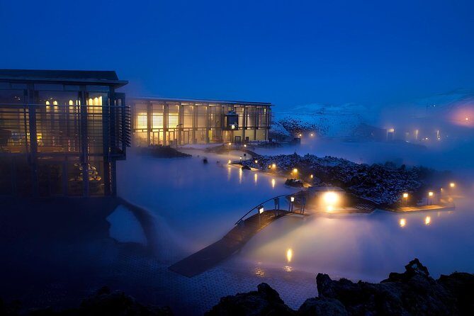 7 Day Iceland with Reykjavik Northern Light | Blue Lagoon | Golden Circle ...... - Small-Group Feel vs. Group Reality (15 vs. 50)