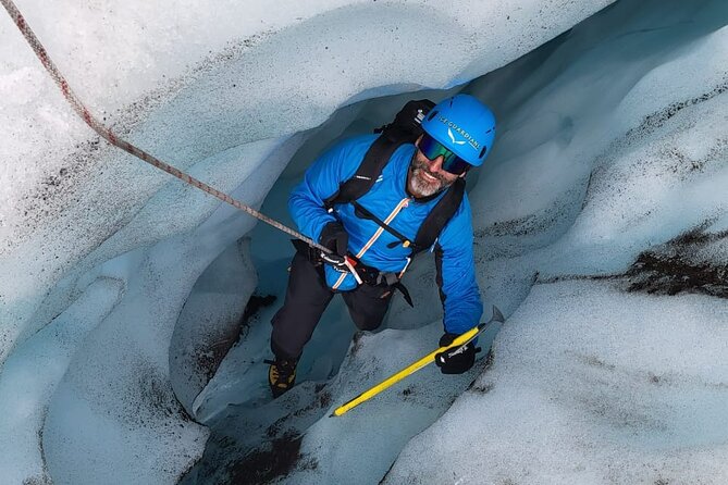 Adventurous Vatnajökull Glacier Exploration - Full Day Hike - From the glacier front to the first steps: safety briefing that doesn’t feel fake