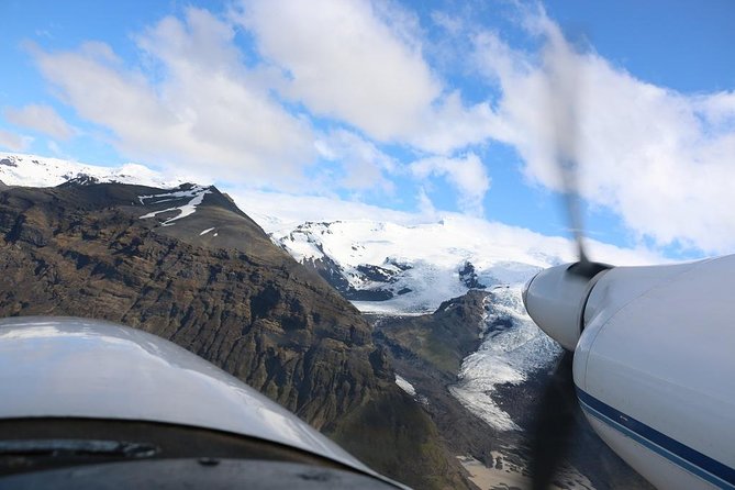 Airplane Flight over Vatnajökull Volcanic Eruption Sites - Skaftafell Airport: the calm starting point for big views