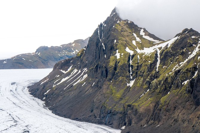 Airplane Flight over Vatnajökull Volcanic Eruption Sites - Stop and timing: how the day flows in real life