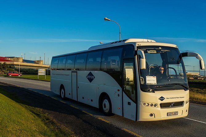 Airport Express Shared Departure Transfer from Reykjavik Hotels to Keflavik Airport - Arriving at Keflavik: Drop-Off at the Terminal Building