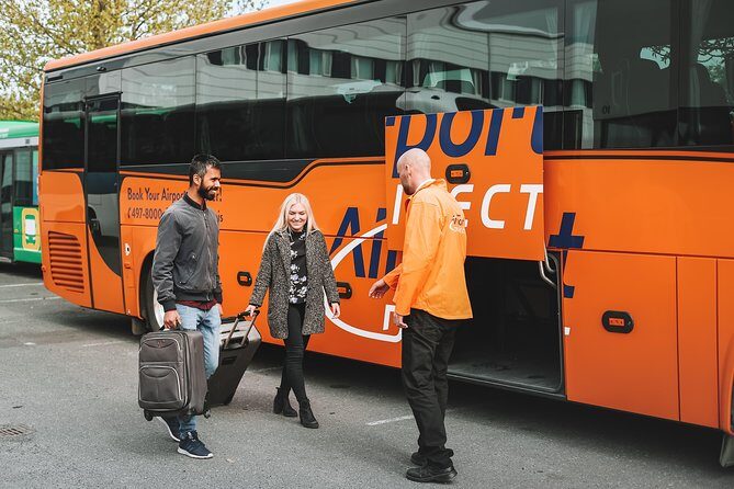 Airport Transfer in Iceland from Keflavik Airport to Reykjavik City With Hotel Drop Off - Who this transfer suits best