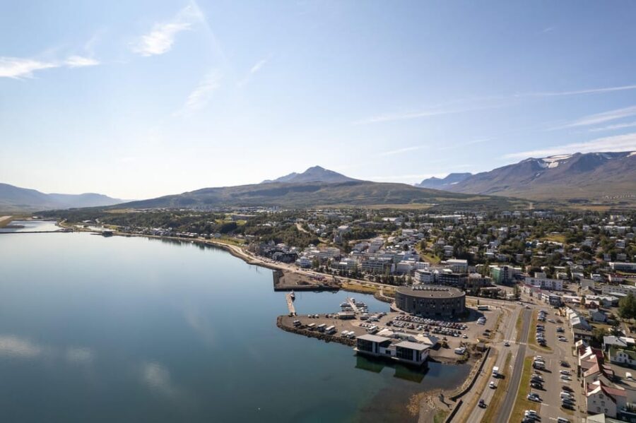 Akureyri: City Walk with Local Food - Local food tastings: what you’ll actually eat
