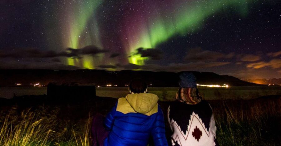 Akureyri: Northern Lights Photography Tour - How the guide helps you go beyond point-and-shoot luck