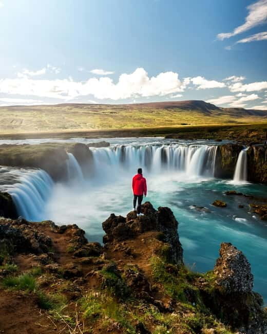 Akureyri Port: Godafoss Waterfall Guided Tour with Pickup - Why this short Goðafoss tour works from Akureyri