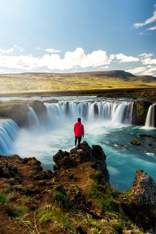 Akureyri Port: Godafoss Waterfall Guided Tour with Pickup - The return route: Fnjoskadalur Valley and mountain-to-bay views