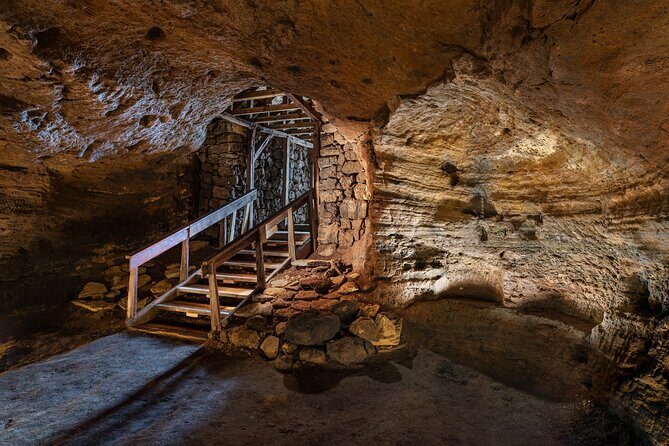 Ancient Historical Site Tour at the Caves of Hella - Getting there and what to do when you arrive (Hella meeting point)