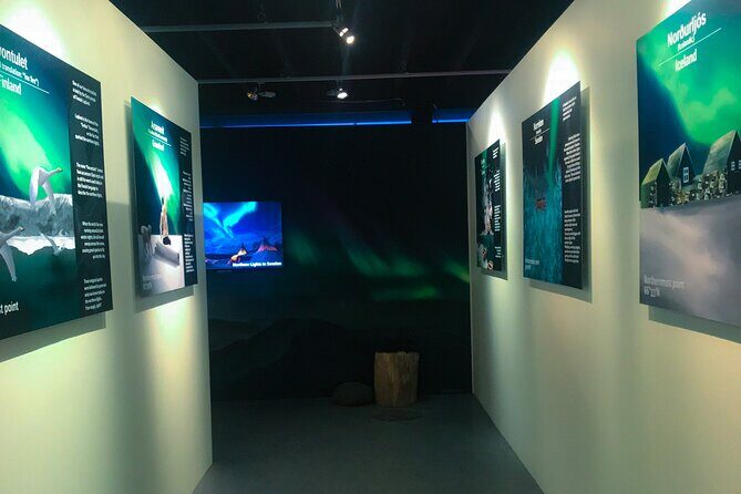Aurora Reykjavík, The Northern Lights Center Museum Visit - Practical aurora photography help: forecast reading and camera tips