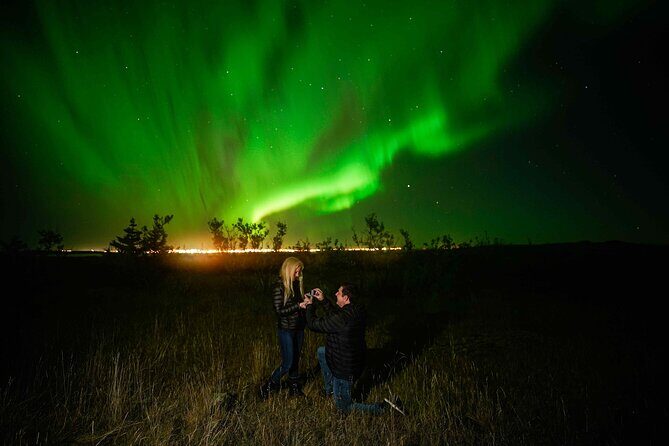 Award Winning Private Northern Lights Tour with All Inclusive - Stop 3: Thingvellir National Park and a bigger sense of place