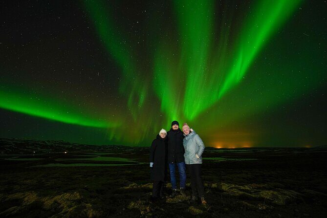 Award Winning Private Northern Lights Tour with All Inclusive - Second tour free: why that safety net changes the mood