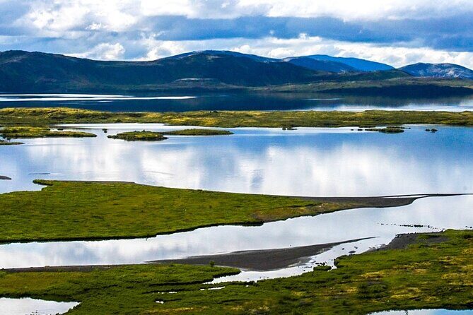 Classic Golden Circle & Kerið Small-Group Tour from Reykjavík - Certified Guides and the Small-Group Difference