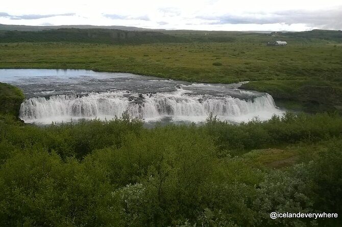 Classic Golden Circle & Kerið Small-Group Tour from Reykjavík - Staying Comfortable: Climate Control, Wi‑Fi, and Charging