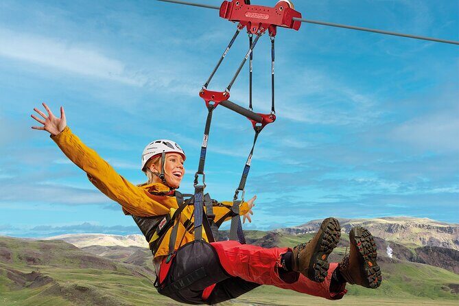 Conventional Ride (Free as a Bird) from Hveragerdi - The conventional ride: seated harness and the “bird flight” feeling