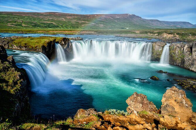 Diamond Circle Myvatn Waterfalls, and Husavik from Akureyri Tour - Ásbyrgi Canyon: The Horse-Shoe Valley With a Quiet Pond