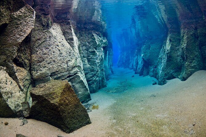 Double Snorkeling Adventure near Húsavík in North Iceland - Practical tips to make your snorkeling day go smoother