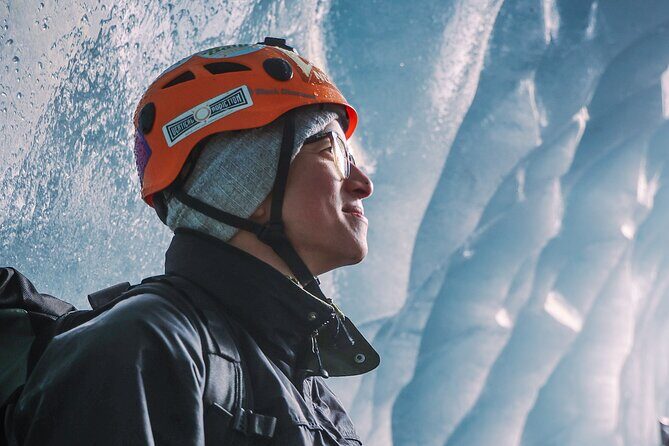 Early Bird Ice Cave with 3 Professional Photos - Getting Oriented at Ice Pic Journeys (Höfn Area)