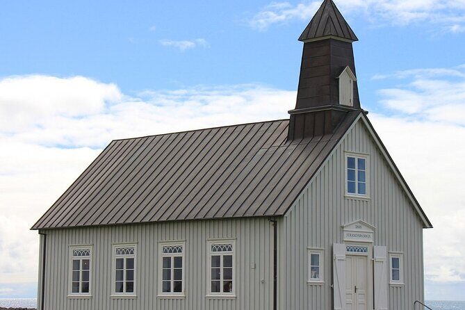 Experience Countryside of Iceland by Horseback Riding - Why horseback riding around Þorlákshöfn feels different