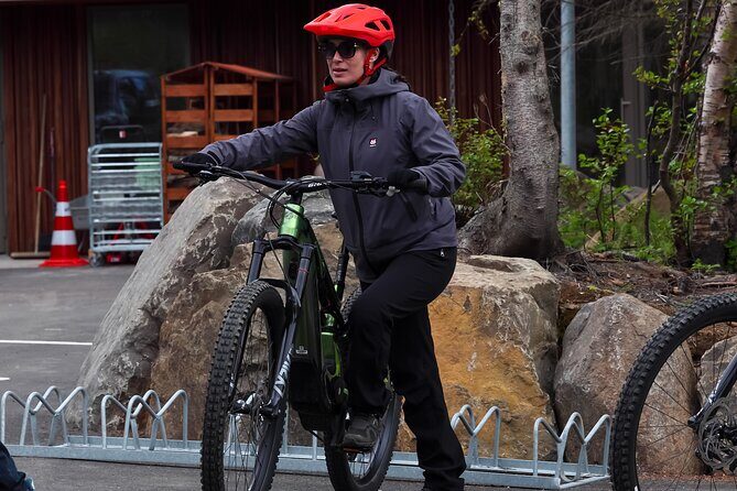 Forest Lagoon Ebike Tour Akureyri - E-bike basics: safety rules, “difficulty level,” and what to wear