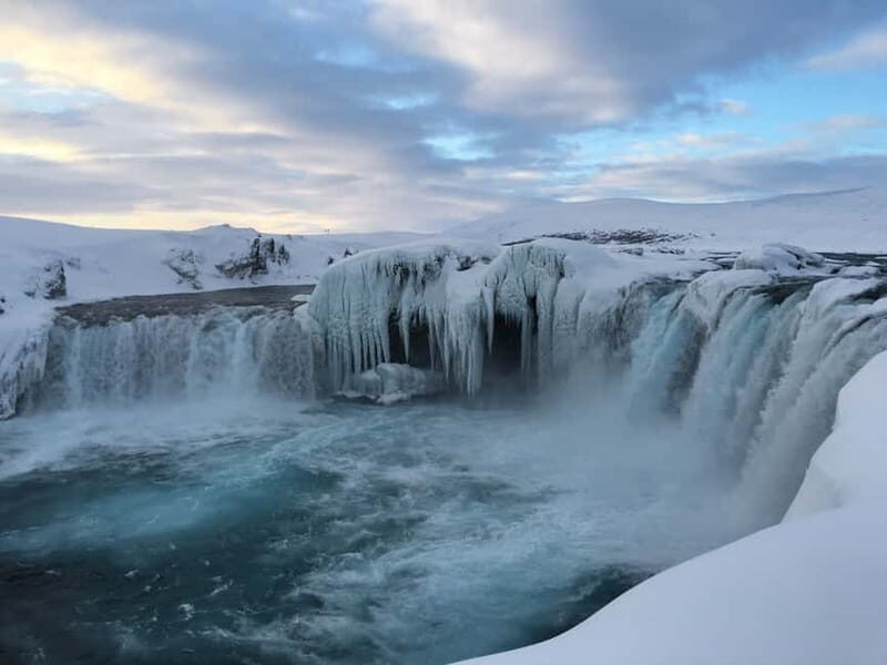 From Akureyri: Lake Mývatn and Godafoss Cruise Ship Day-Trip - Goðafoss in about 25 minutes: the payoff of a well-placed photo stop