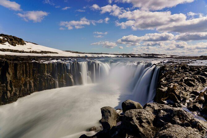 From Akureyri Port: Godafoss Waterfall Tour for Cruise Ships - What You Actually Do at Goðafoss (and Why Timing Feels Right)