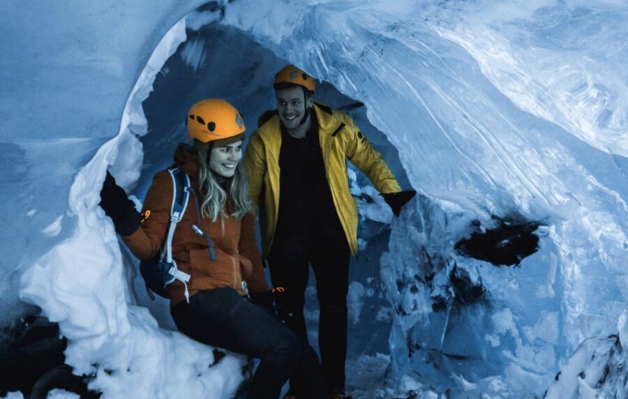 From Jökulsárlón: Crystal Blue Ice Cave Super Jeep Tour - Return Stops at Jökulsárlón: Icebergs and Reflections