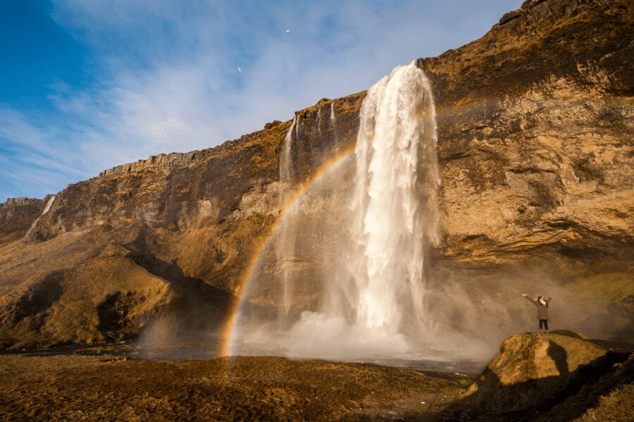 From Reykjavik: 3 Day Family Package - The coach ride and Reykjavik pickup: how to avoid wasting time