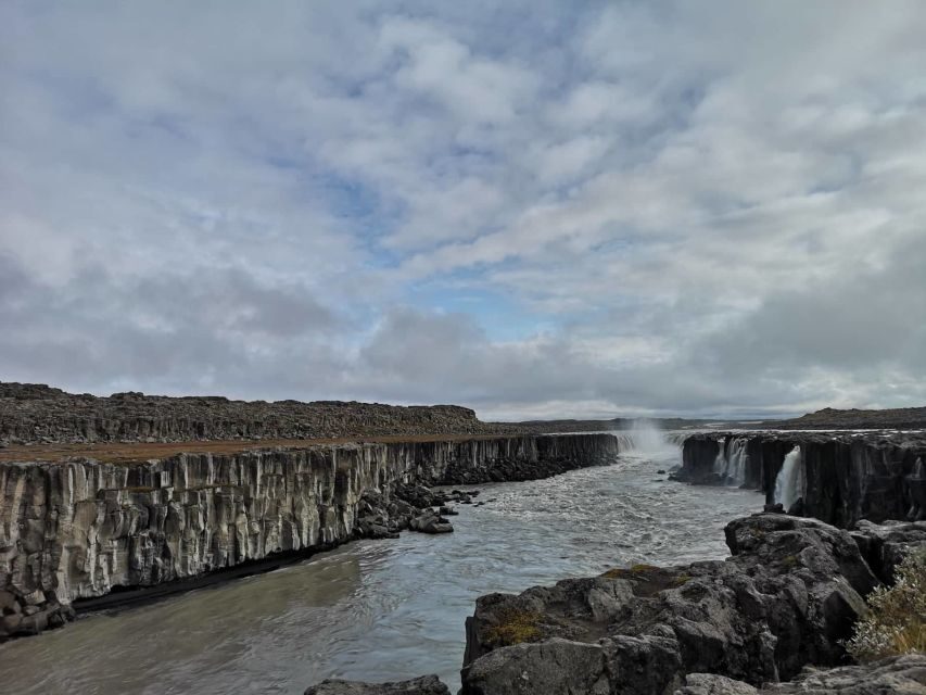 From Reykjavík: 4, 5, 6 or 7-Day Small-Group Ring Road Tour - Group size, pace, and comfort reality check