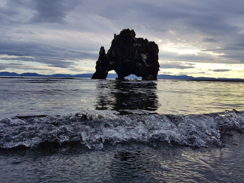 From Reykjavík: 4, 5, 6 or 7-Day Small-Group Ring Road Tour - Optional Day 5: Borgarfjörður waterfalls, lava cave at Viðgelmir, and Deildartunguhver