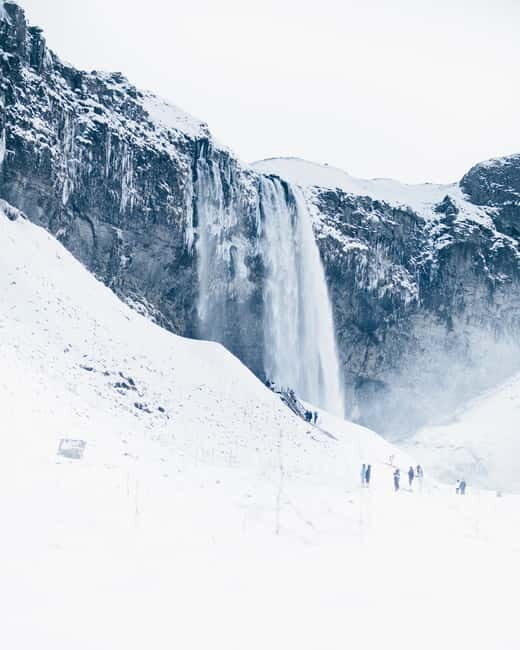 From Reykjavík: 6-Day Around Iceland Ring Road Tour - Day 1: Reykjavík pickup into Þingvellir, Geysir, Gullfoss, and South Coast waterfalls