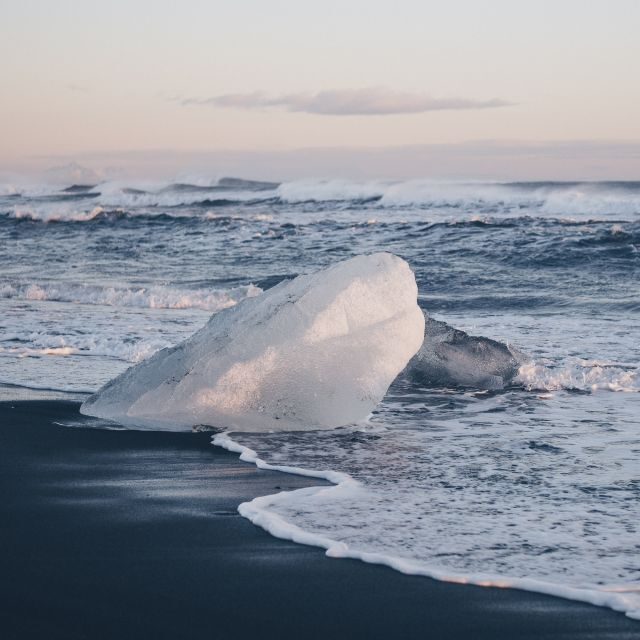 From Reykjavik: Glacier Lagoon Boat Ride, Diamond Beach Tour - Seljalandsfoss and Stjórnarfoss: walking where the spray hits