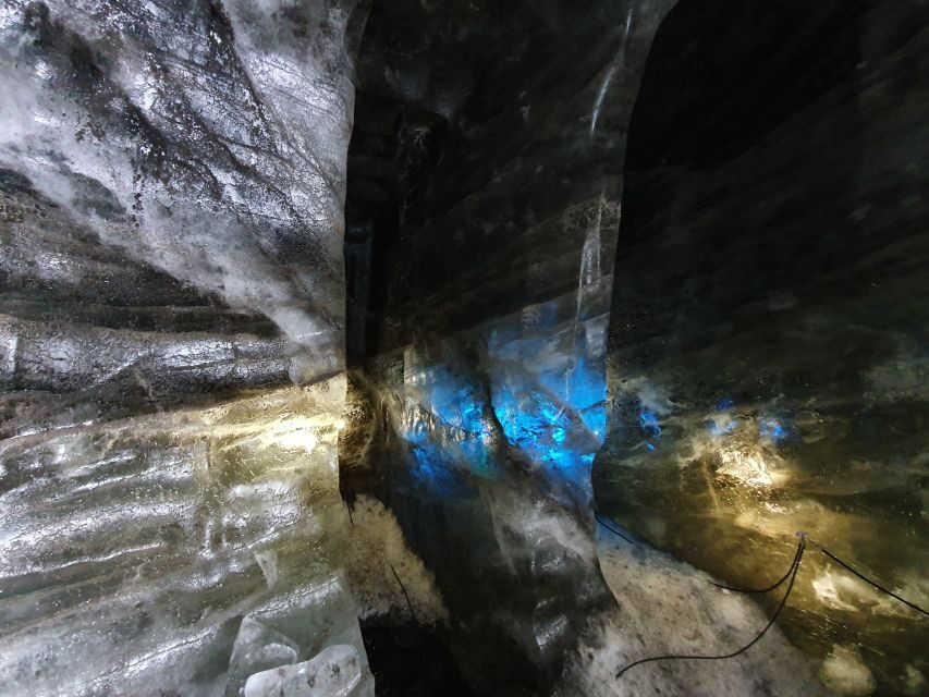 From Reykjavik: Golden Circle and Glacier Ice Cave Tour - Gullfoss Waterfall: 32 meters of mist in a short stop