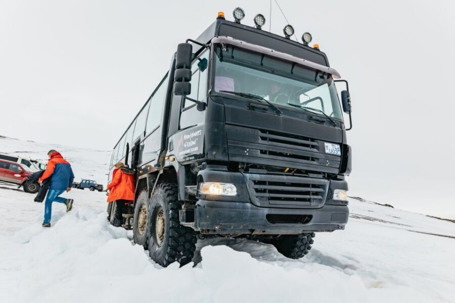 From Reykjavik: Golden Circle and Glacier Snowmobile Tour - Geysir Hot Springs and the Strokkur Eruption Rhythm