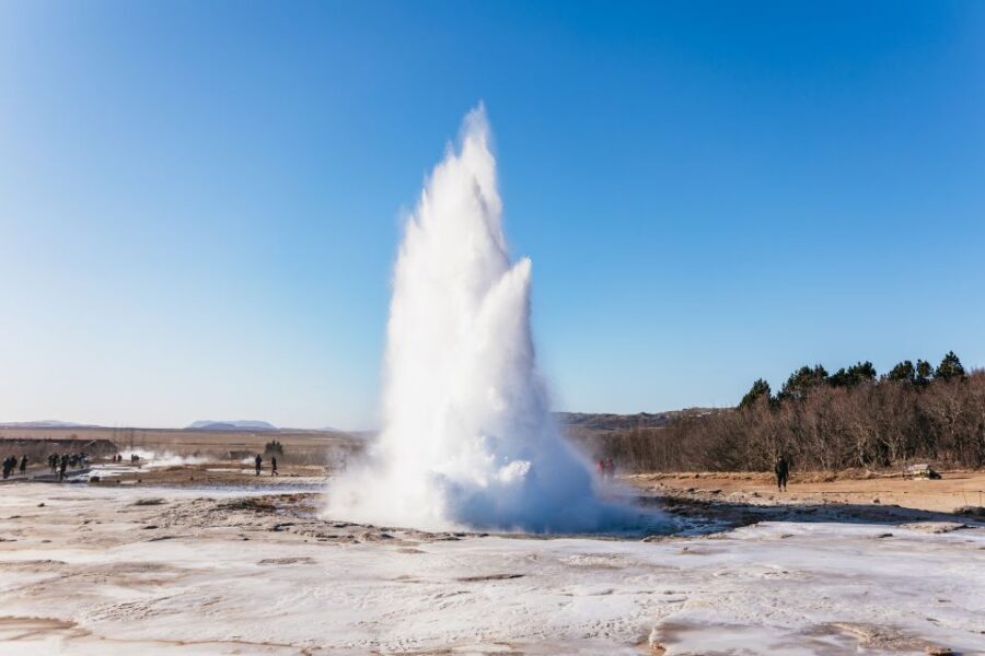 From Reykjavik: Golden Circle and Glacier Snowmobiling - Guides and safety: why this tour gets high marks