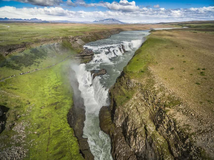 From Reykjavik: Golden Circle and Secret Lagoon Day Tour - Stop One: Thingvellir National Park and the Althingi Connection