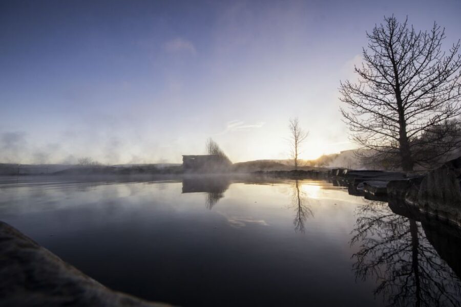 From Reykjavik: Golden Circle and Secret Lagoon Day Trip - Strokkur and the Geysir geothermal area: how to catch eruptions