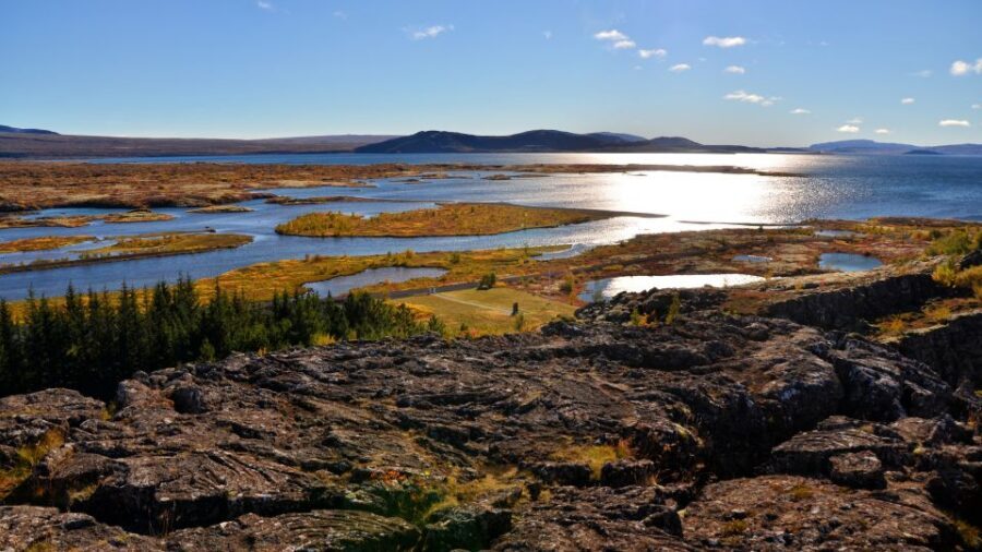 From Reykjavik: Golden Circle & Secret Lagoon Guided Tour - Secret Lagoon hot springs: an hour to warm up (and float)