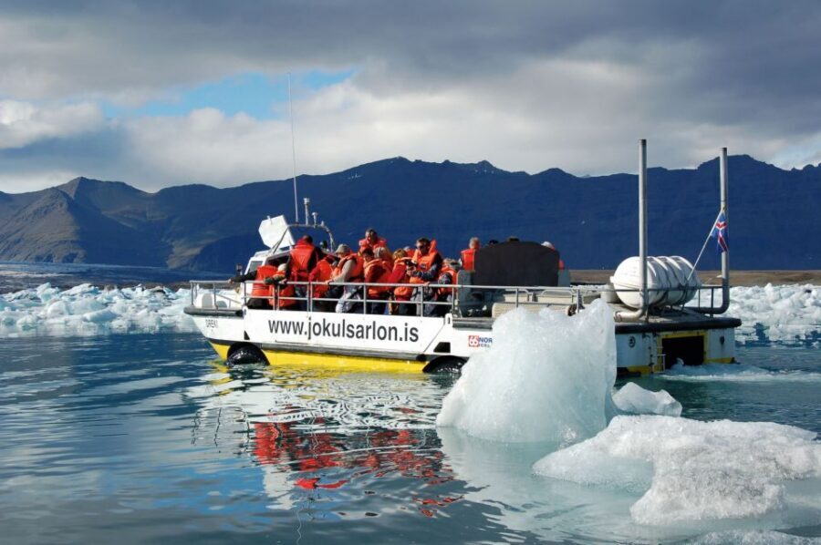 From Reykjavik: Jökulsárlón Glacier Lagoon and Diamond Beach - What to pack so you stay comfortable in waterfall and ice weather
