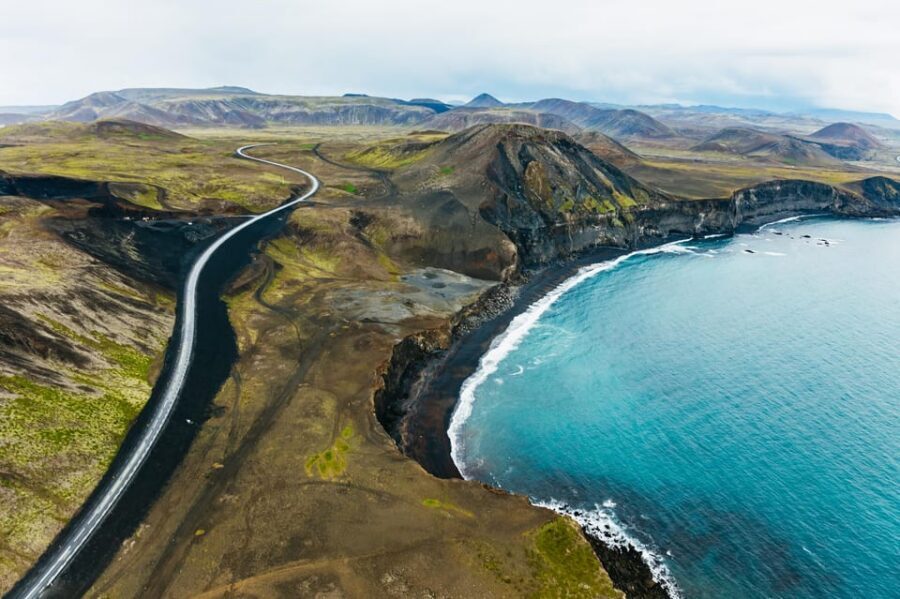 From Reykjavik: New Volcanic Area Helicopter Tour - Geldingadalir Volcano: where “volcanic terrain” becomes understandable