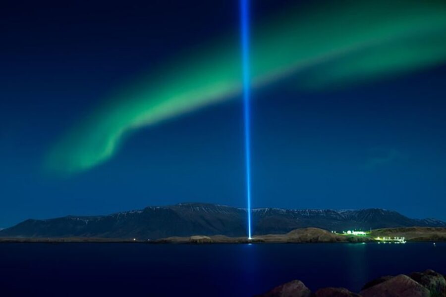 From Reykjavik: New Years Fireworks by Boat - Weather and night-of flexibility: what you should prepare for