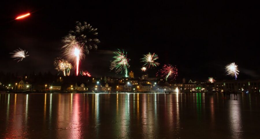 From Reykjavik: New Years Fireworks by Boat - Timing that actually lines up: 22:30 departure to the midnight moment