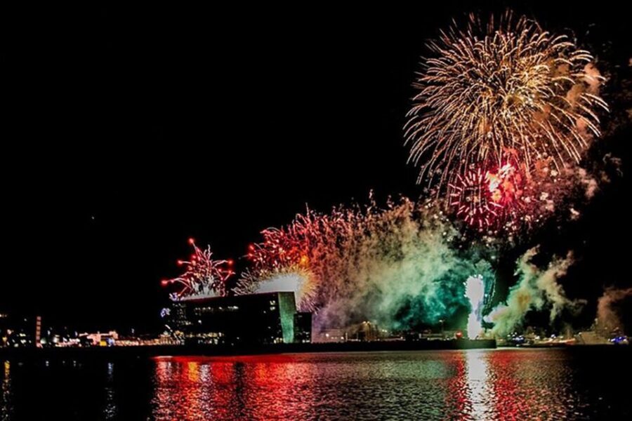 From Reykjavik: New Years Fireworks by Boat - Price and value: is $150 per person fair?